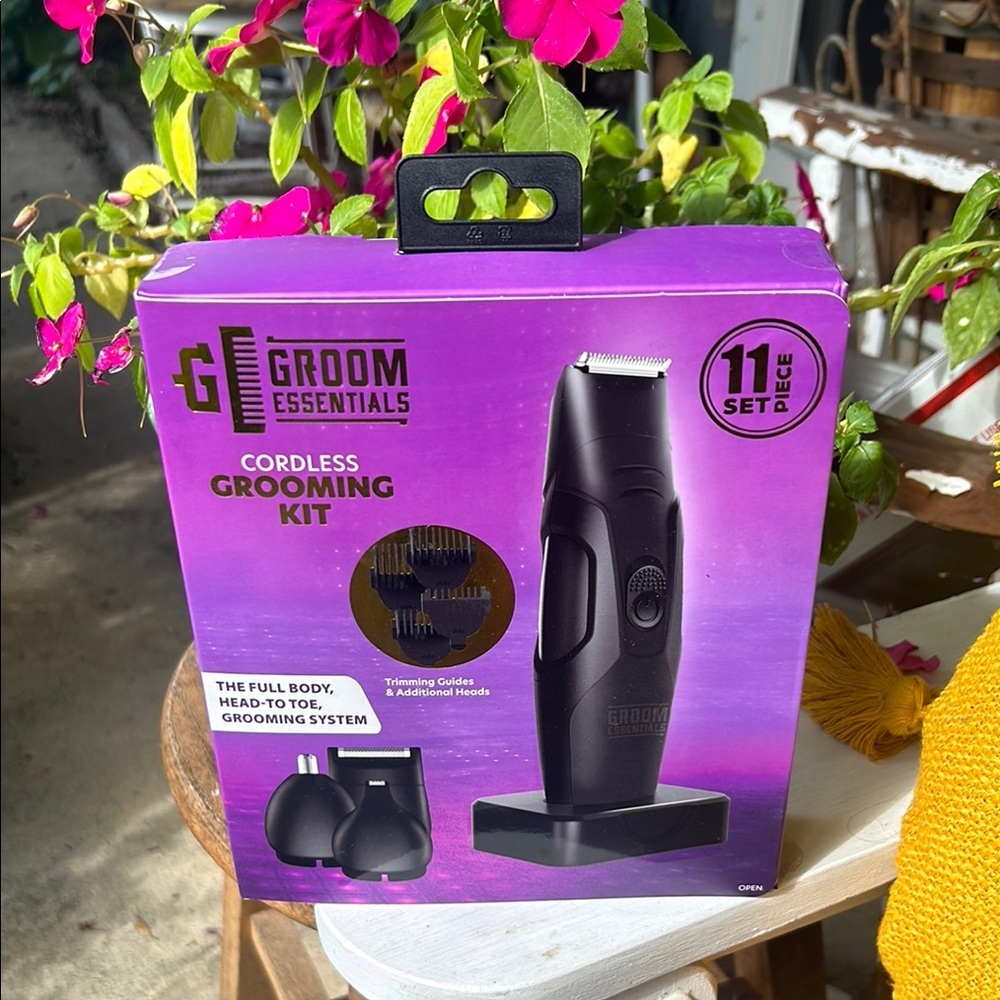 Groom Essentials 11 pcs Cordless Grooming Kit